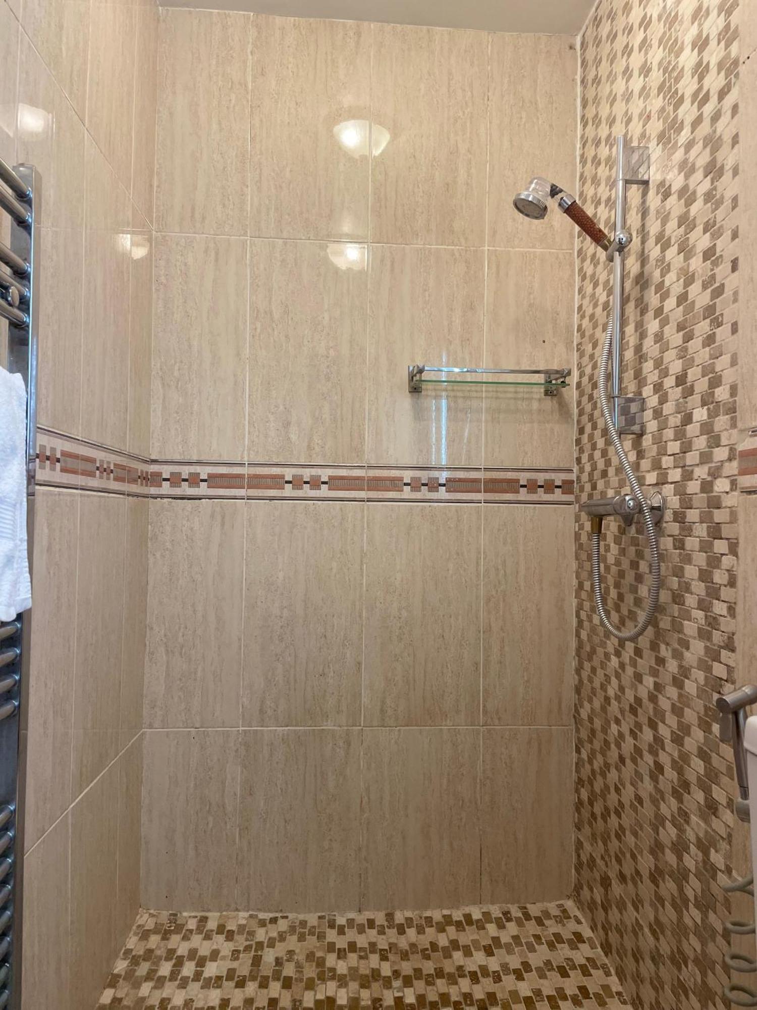 North London Studio Apartment Bagian luar foto
